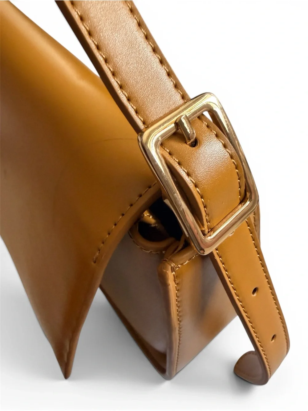 Tan Faux Leather Shoulder Bag Adjustable Strap Crossbody Minimalist Baguette